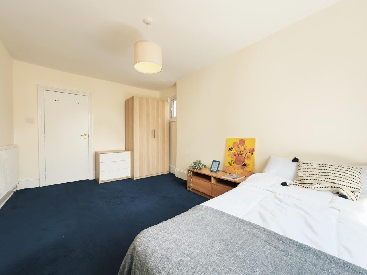 Room Boundaries Road in Greater London