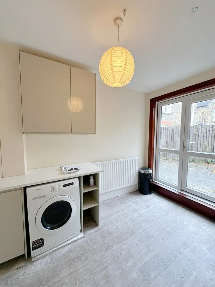 Room Boundaries Road in Greater London