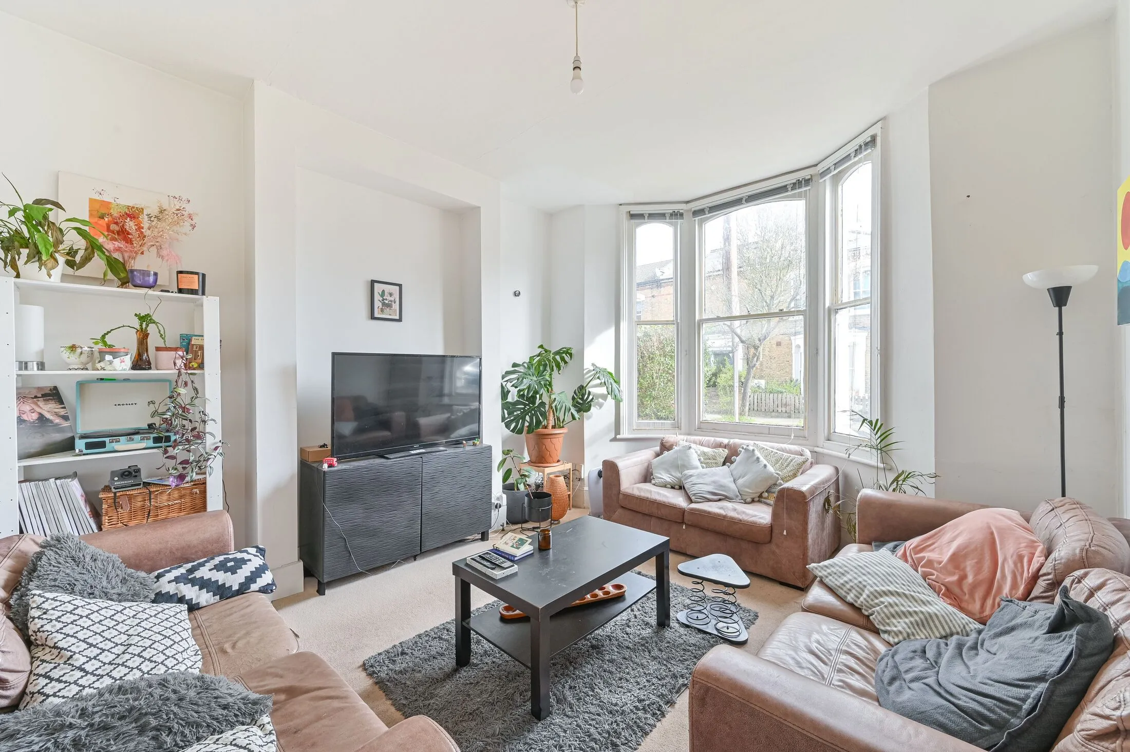House Dalberg Road in Greater London