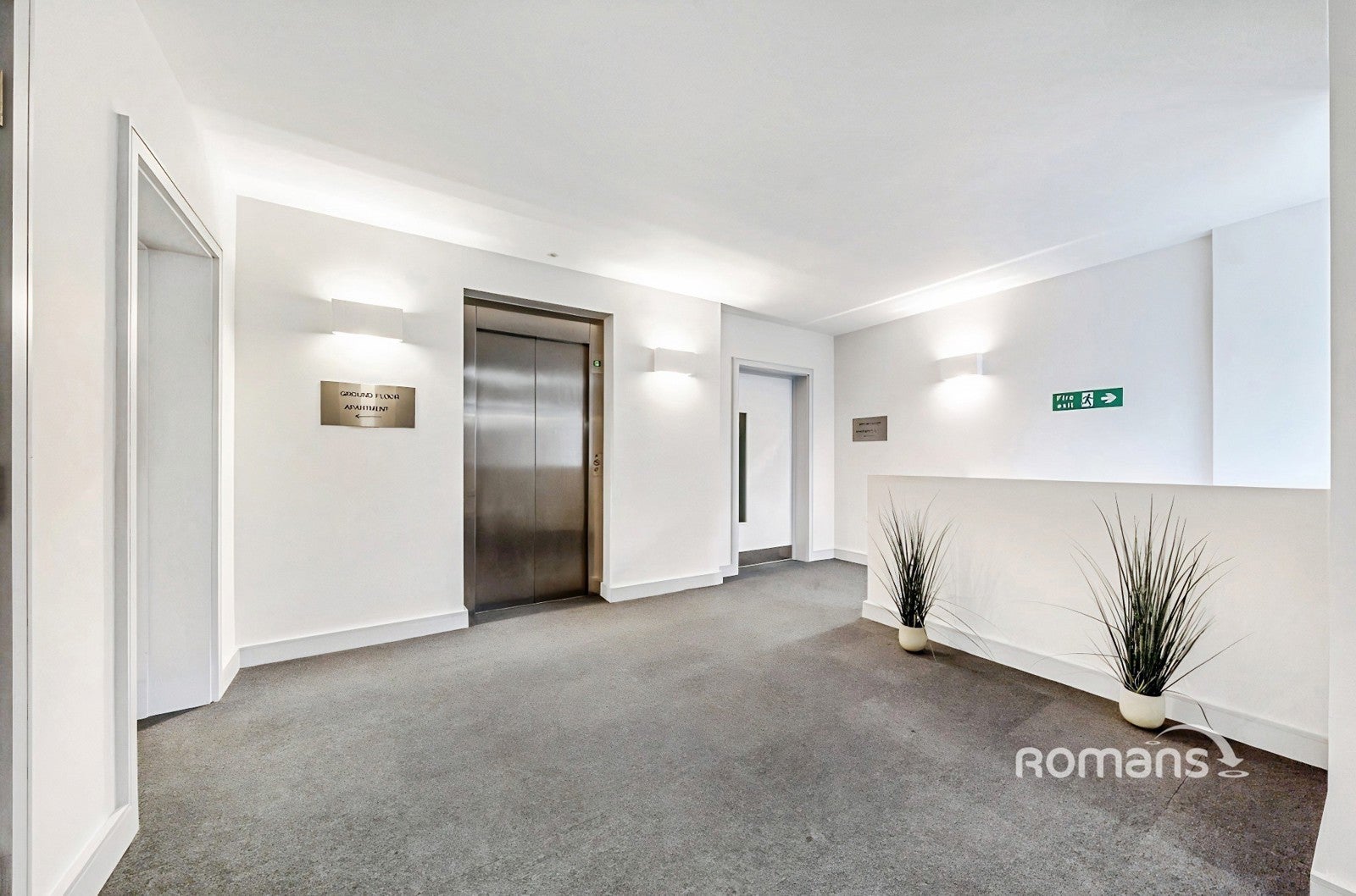 Flat Windsor Street in Greater London