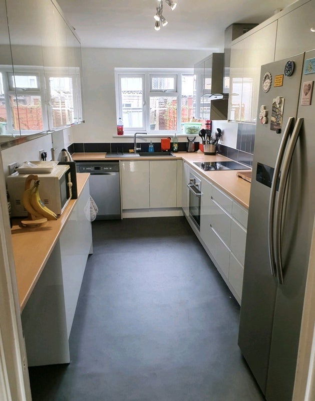 Room Cranleigh Court Road in Yate