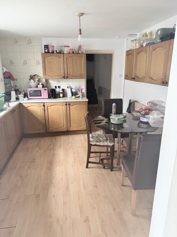 Room Arbour Road in Leicester