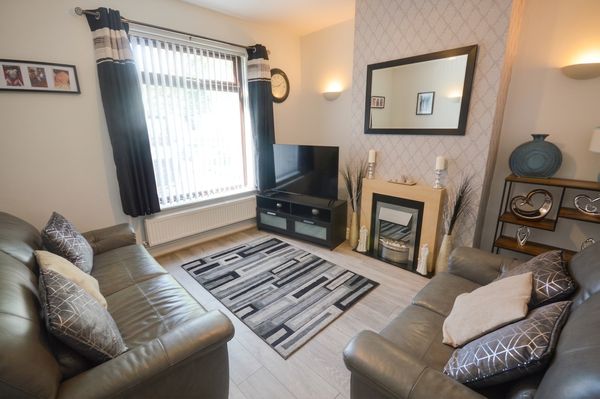 House Dialstone Lane in Hazel Grove