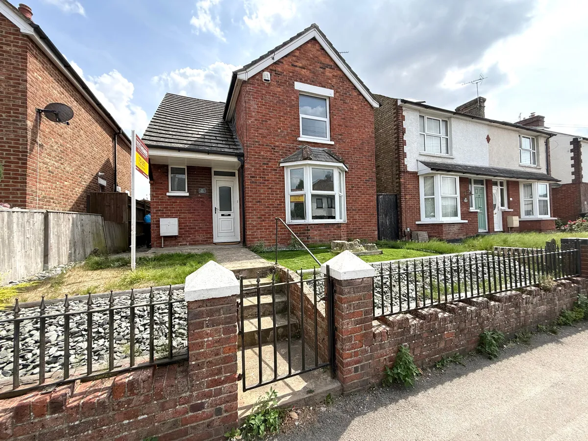House Essella Road in Ashford