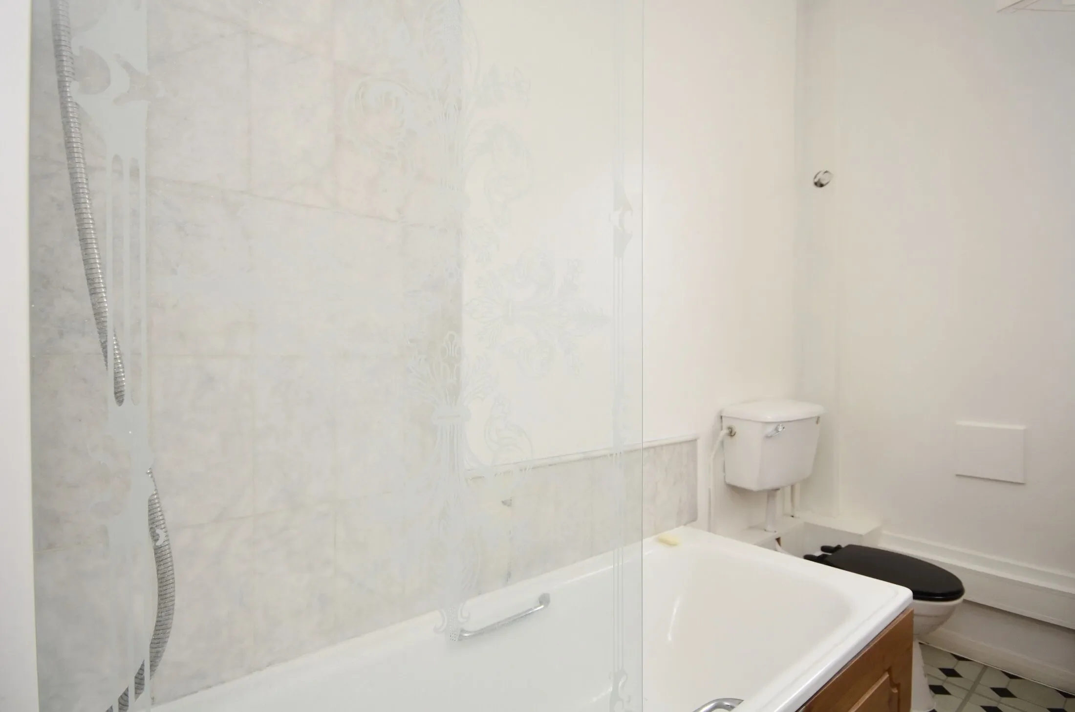 Flat Gloucester Terrace in City of Westminster