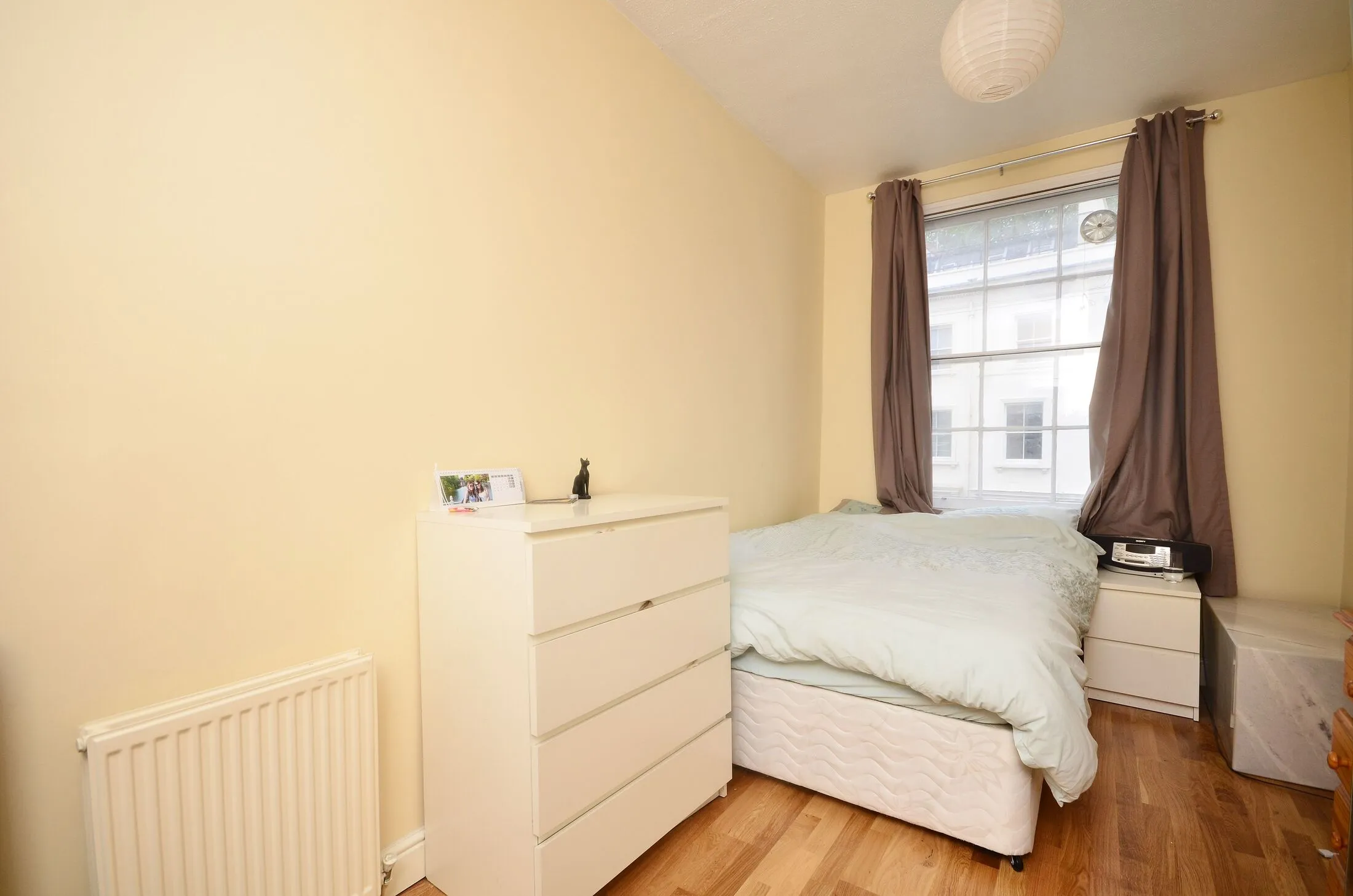 Flat Gloucester Terrace in City of Westminster