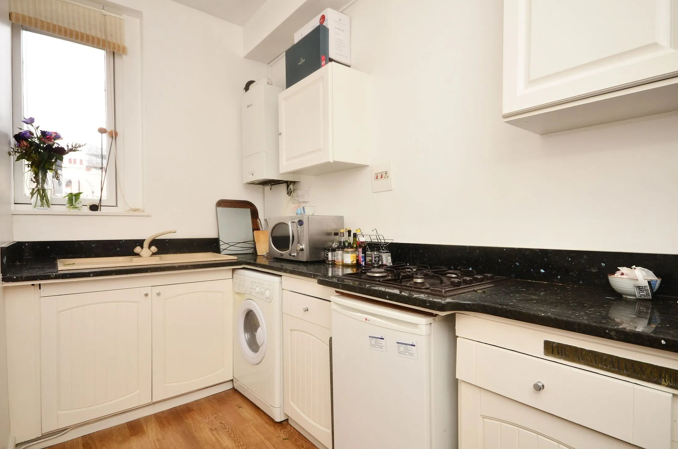 Flat Gloucester Terrace in City of Westminster