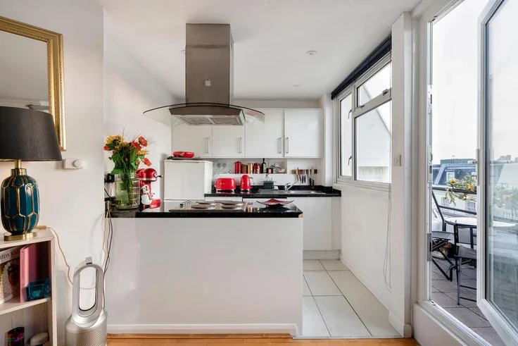 Flat Westbourne Terrace in City of Westminster