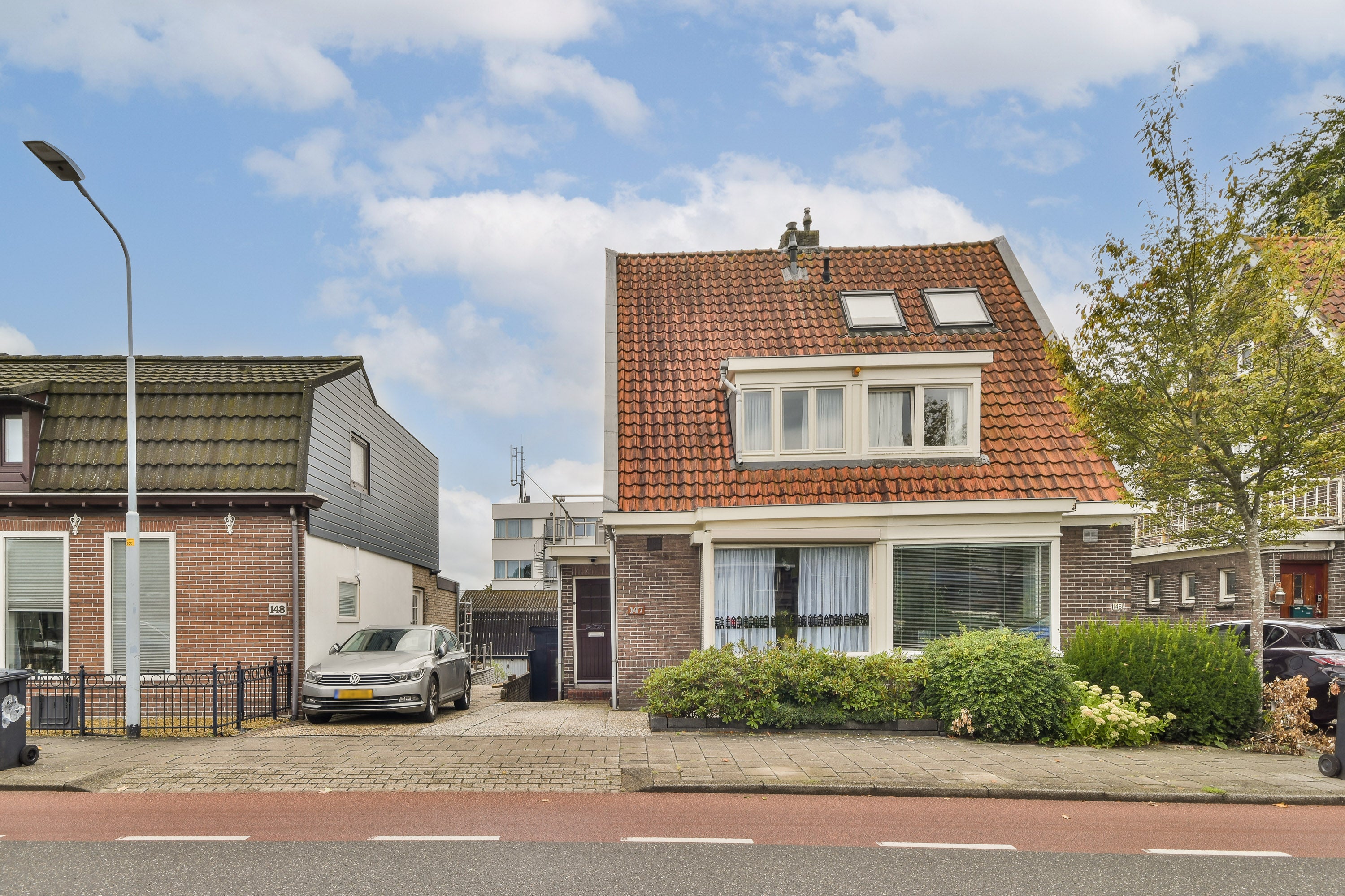 Twee-onder-één-kap te koop: Nieuwemeerdijk 147, Badhoevedorp
