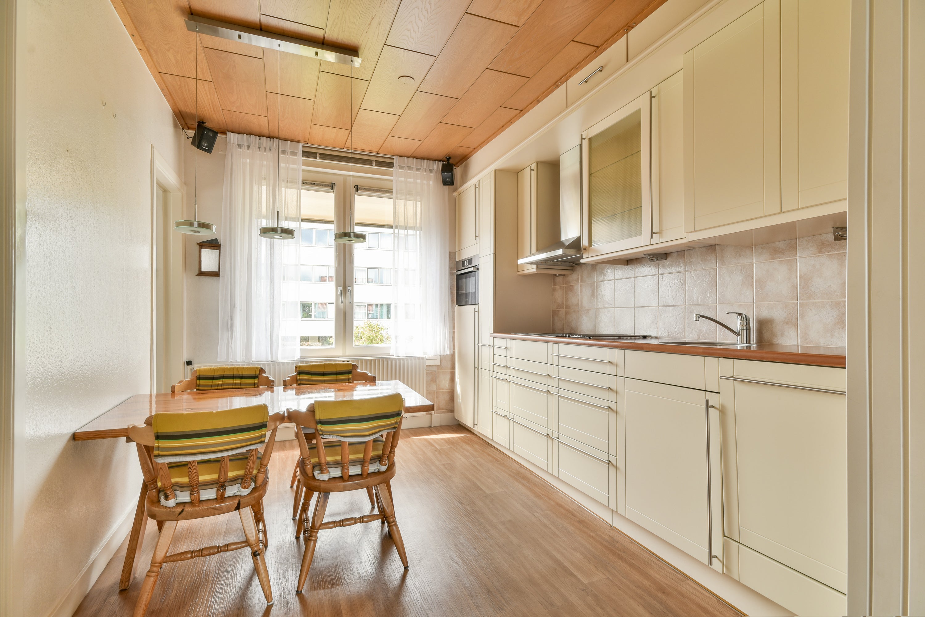 Twee-onder-één-kap te koop: Nieuwemeerdijk 147, Badhoevedorp
