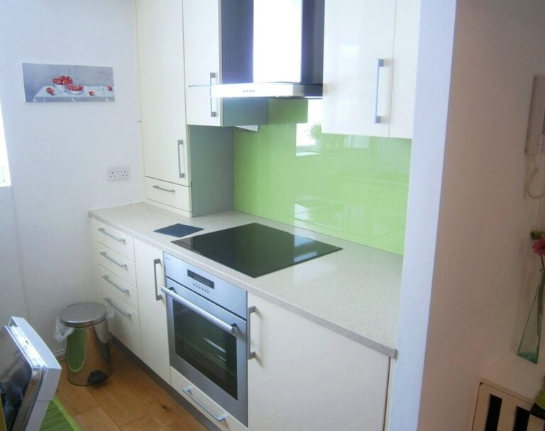Flat Redcliffe Square in Greater London