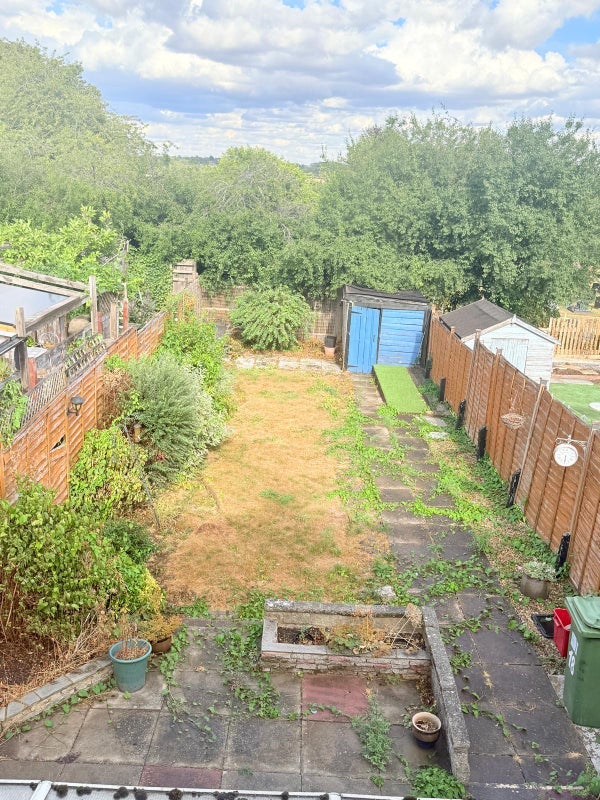 Room Green Close in Warwick