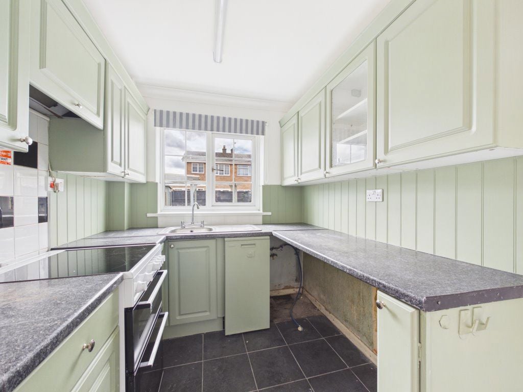 House Canberra Close in East Lindsey