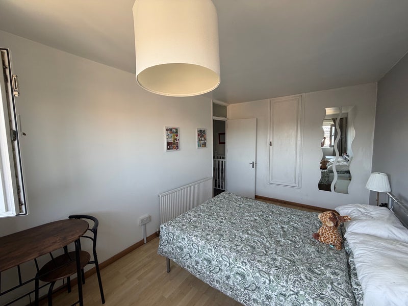 Room Maryland Street in Greater London