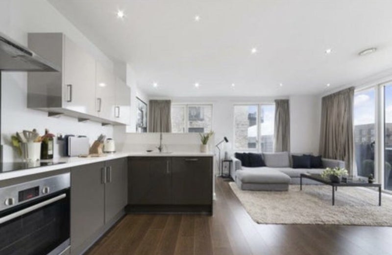 Room Lock Side Way in Greater London