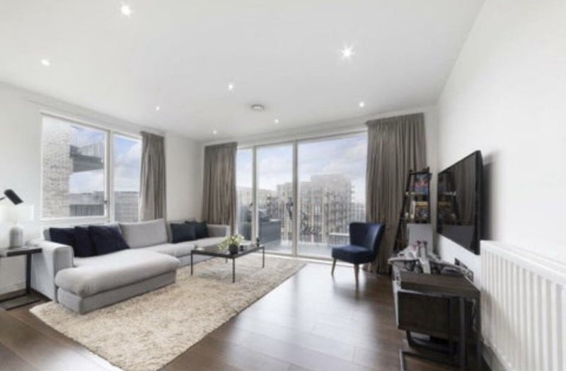 Room Lock Side Way in Greater London