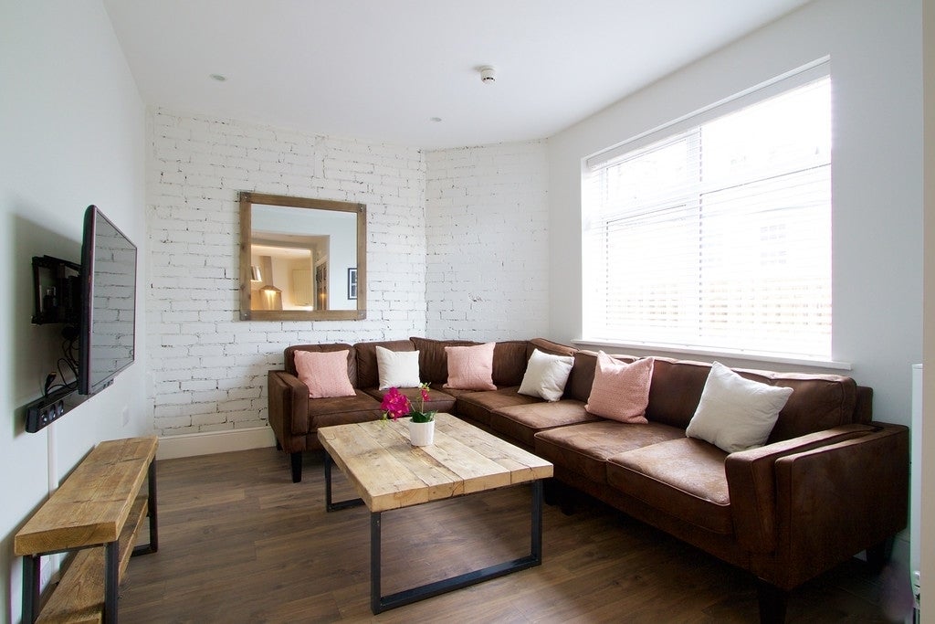 Flat Charleston House in Nottingham