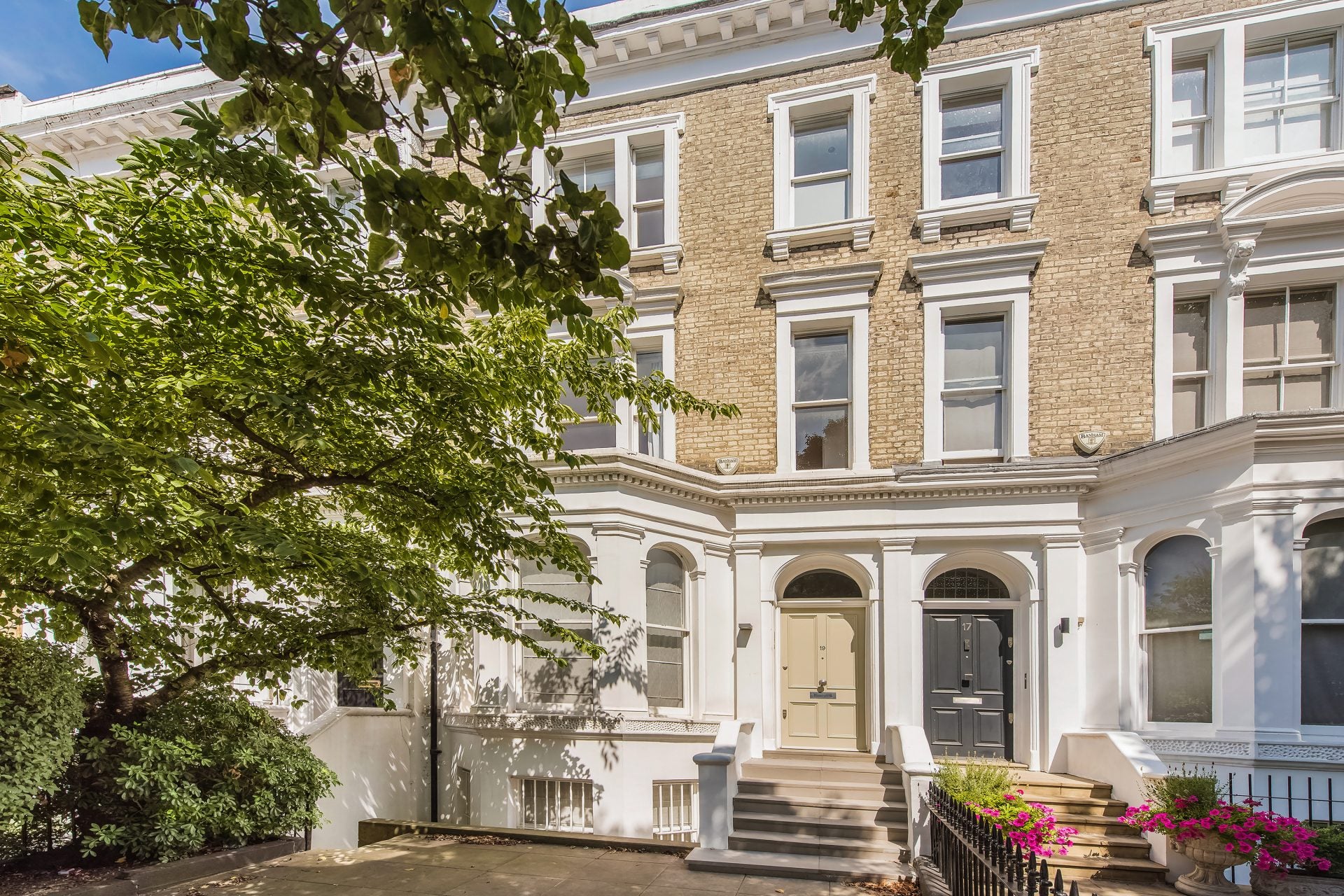 House Stratford Road in Greater London