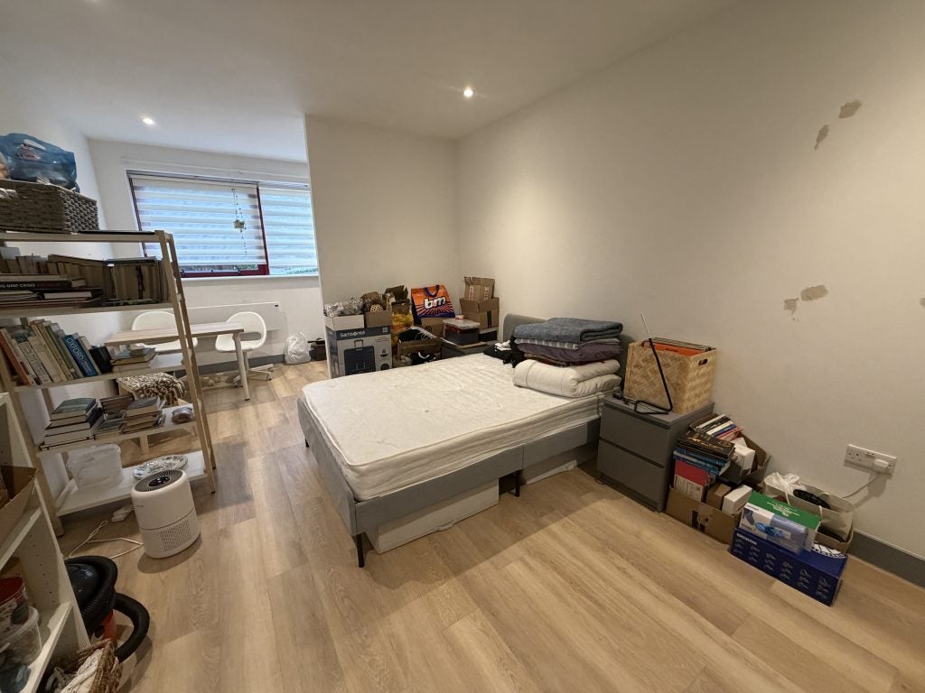 Flat Colindale Avenue in Greater London