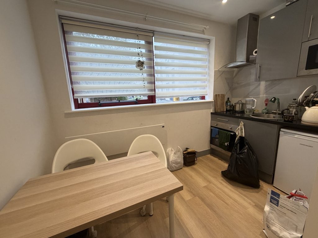 Flat Colindale Avenue in Greater London