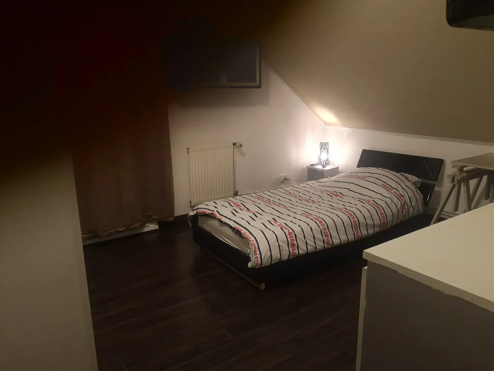 Chambre Rue du 19 Mars 1962 à Chevigny-Saint-Sauveur