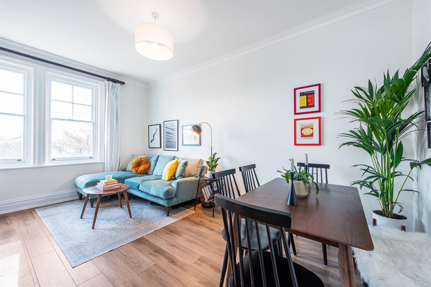 Flat Elm Park Mansions in Greater London