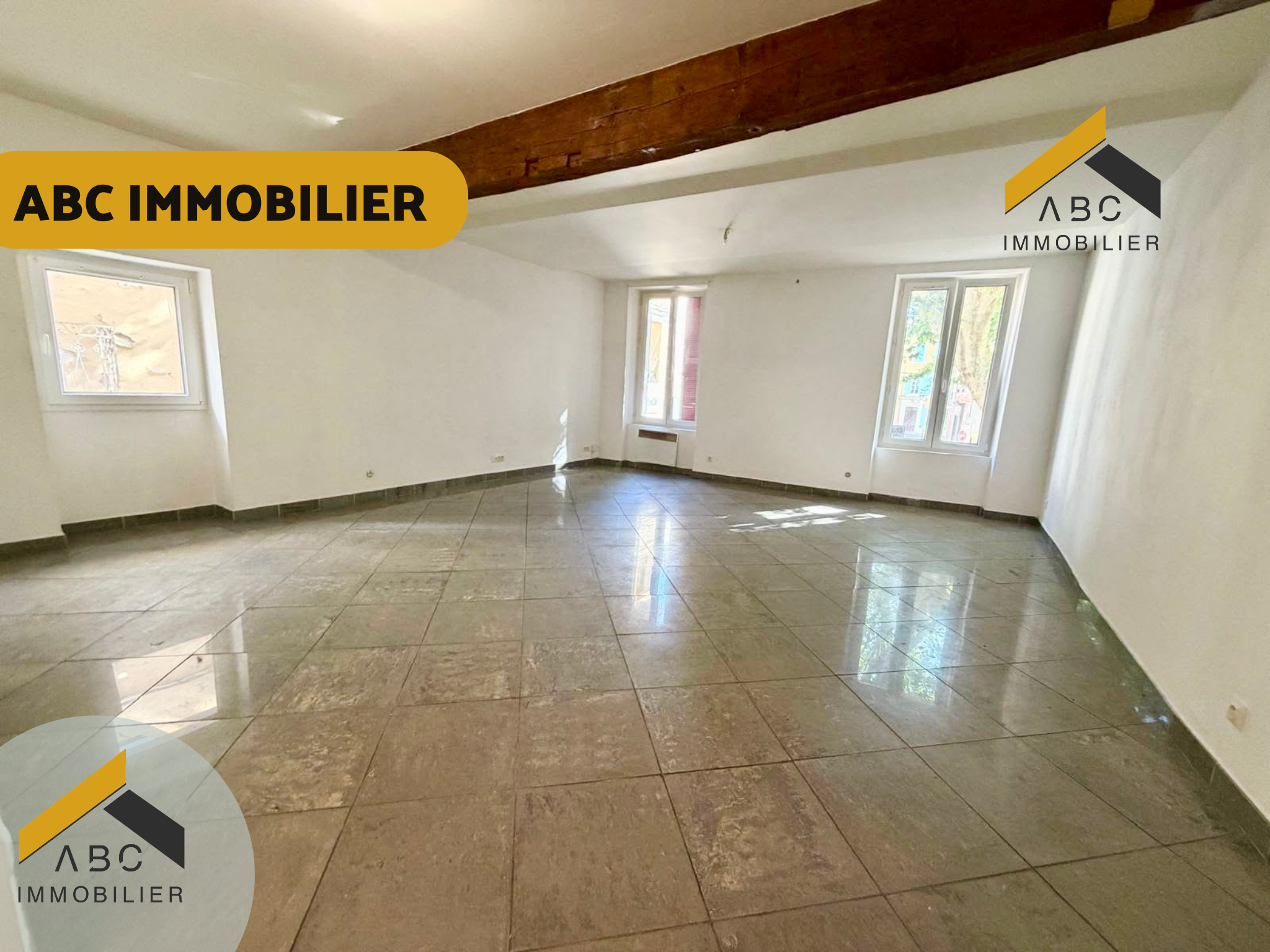 Flat Rue du Roussillon in Orange