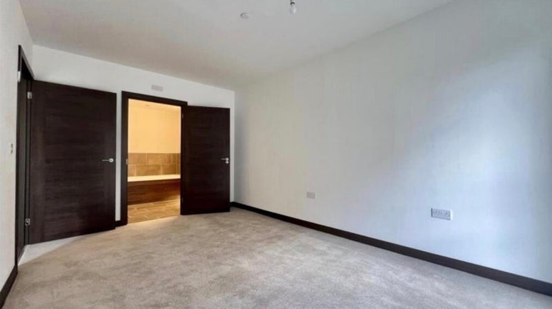 Room Edinburgh Way in Harlow