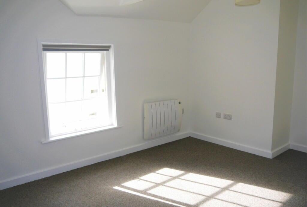 Flat Mowsley Lane in Harborough