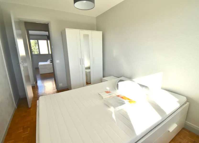 Room Rue Commandant Charcot in Lyon