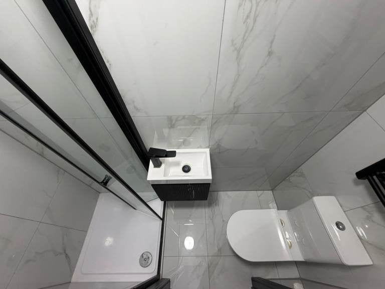 Flat Berriman Road in Greater London