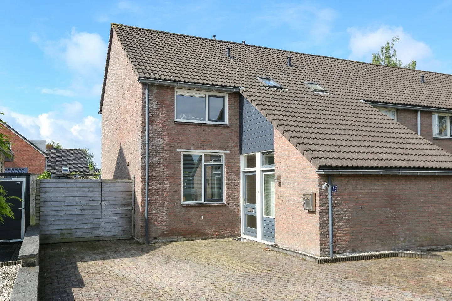 Huis De Houtduif in Surhuisterveen