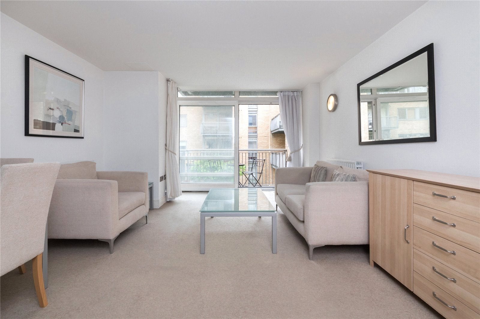 Flat Cassilis Road in Greater London