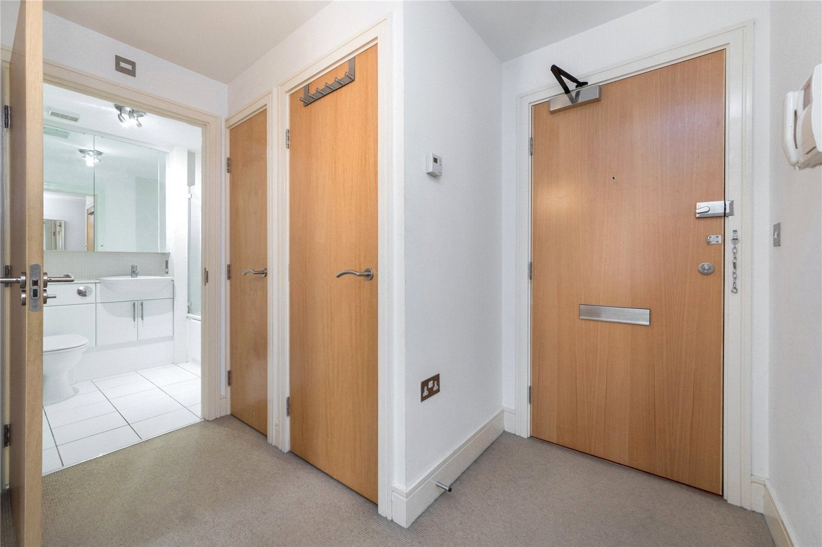 Flat Cassilis Road in Greater London
