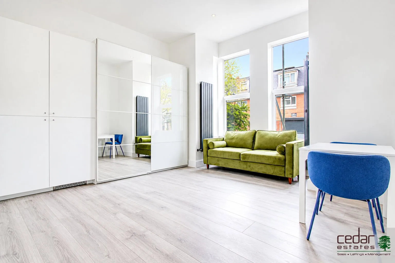 Flat Sherriff Road in Greater London
