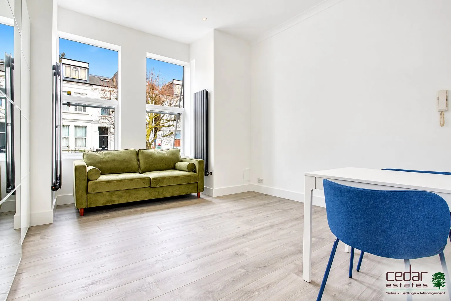 Flat Sherriff Road in Greater London