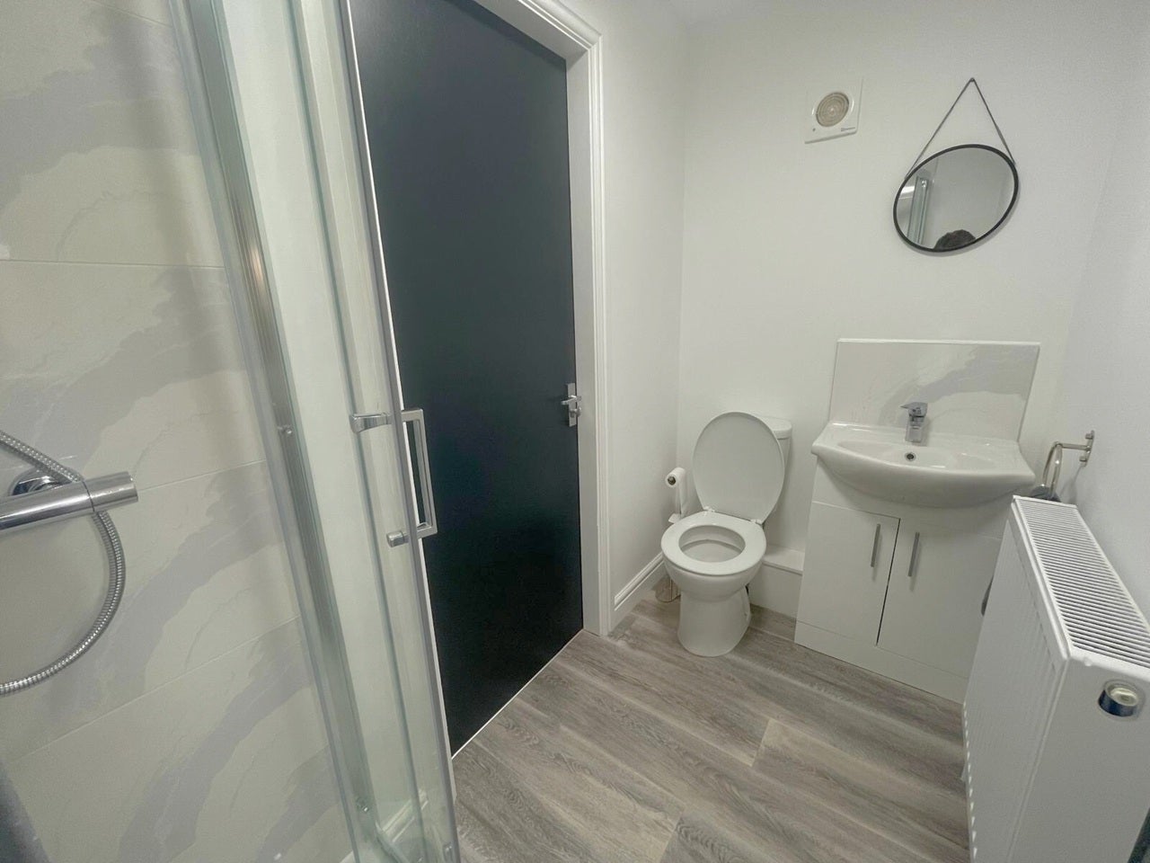 Room Earl Street in Grimsby