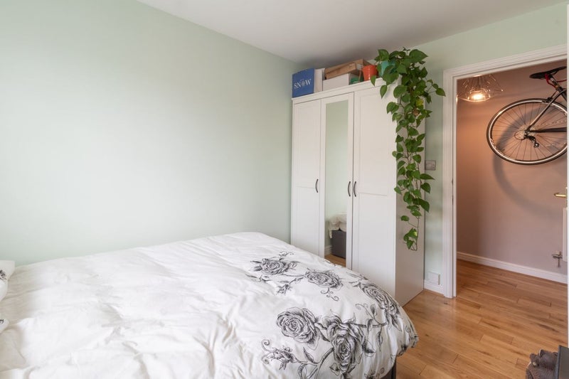 Room Tower Mill Road in Greater London