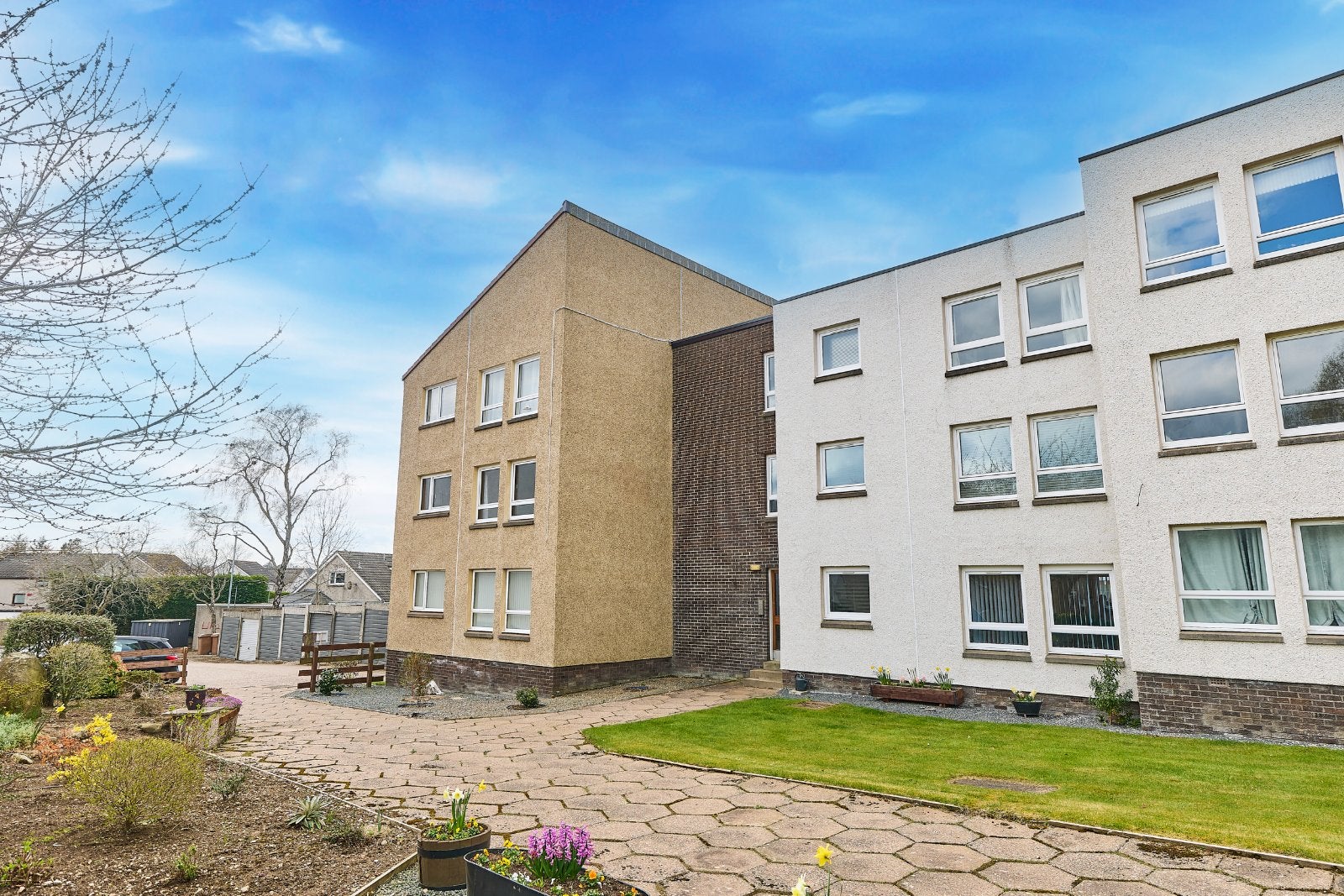 Flat Overton Crescent in Aberdeen City