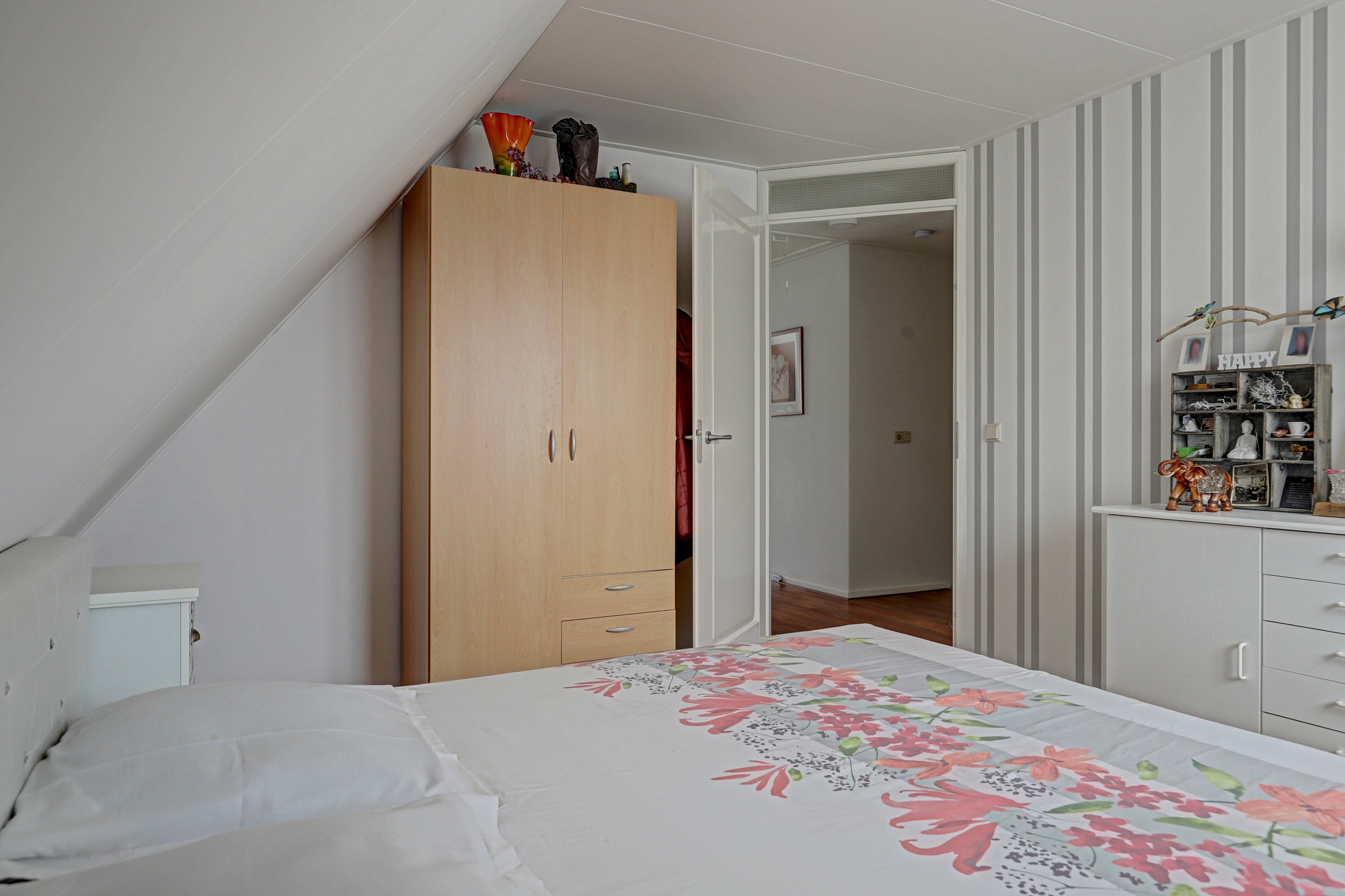 Vrijstaande woning te koop: Streekweg 383, Hoogkarspel