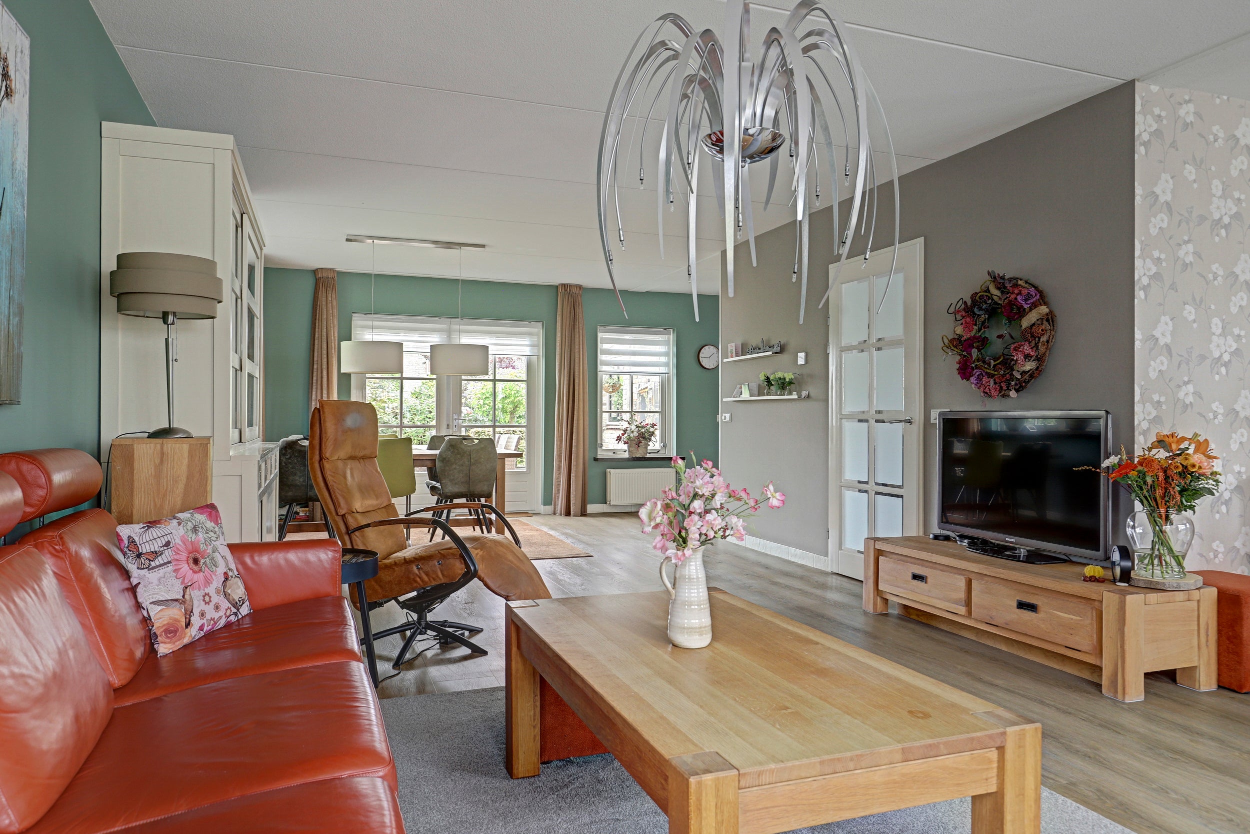 Vrijstaande woning te koop: Streekweg 383, Hoogkarspel