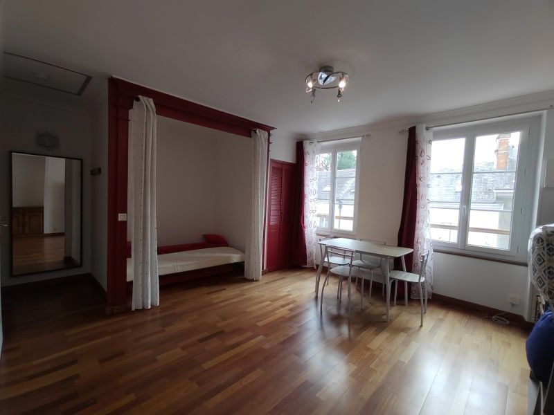 Appartement Rue du Faubourg Saint-Jean à Orléans