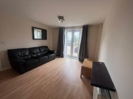 Flat Middlewood Street in Salford