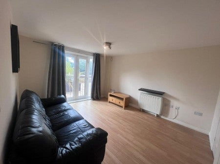 Flat Middlewood Street in Salford
