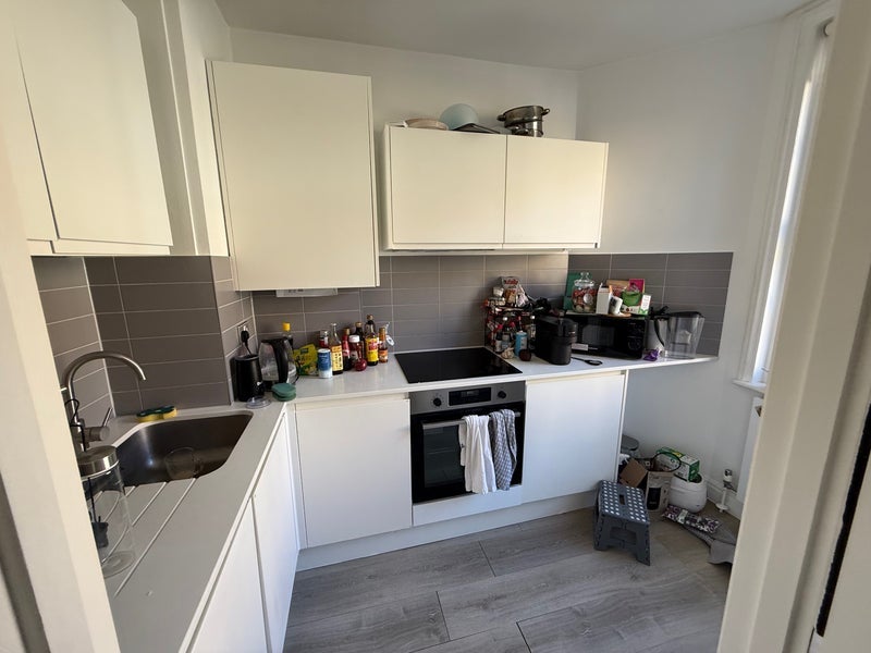Flat Ufford Street in Greater London