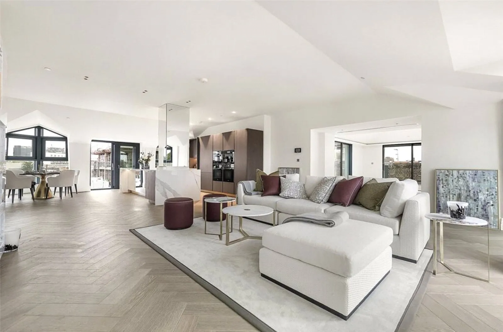 Flat Kensington Gardens Square in City of Westminster