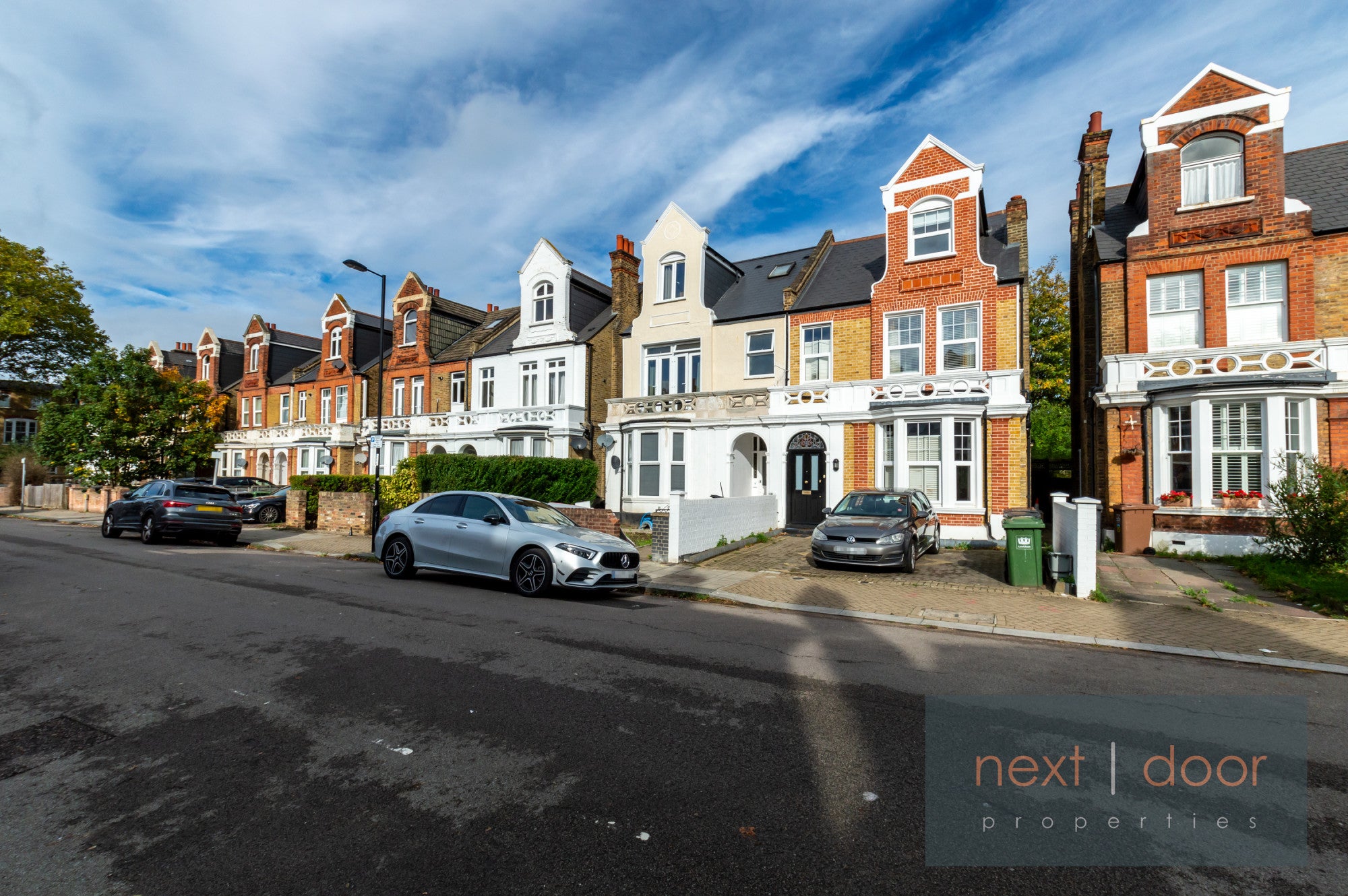 Flat Rosenthal Road in London