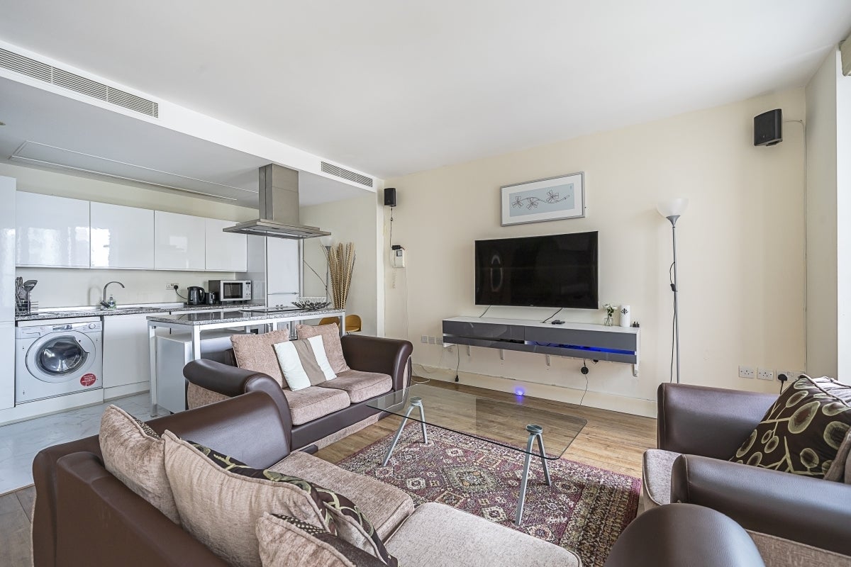 Flat Praed Street in City of Westminster