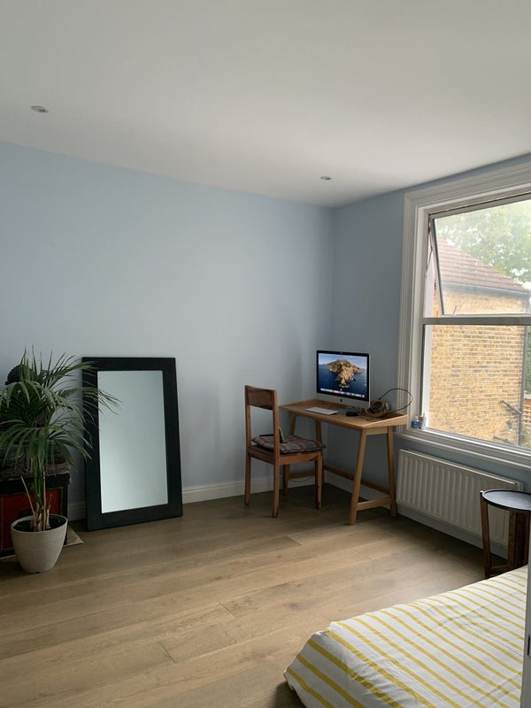 Room Beacon Road in Greater London
