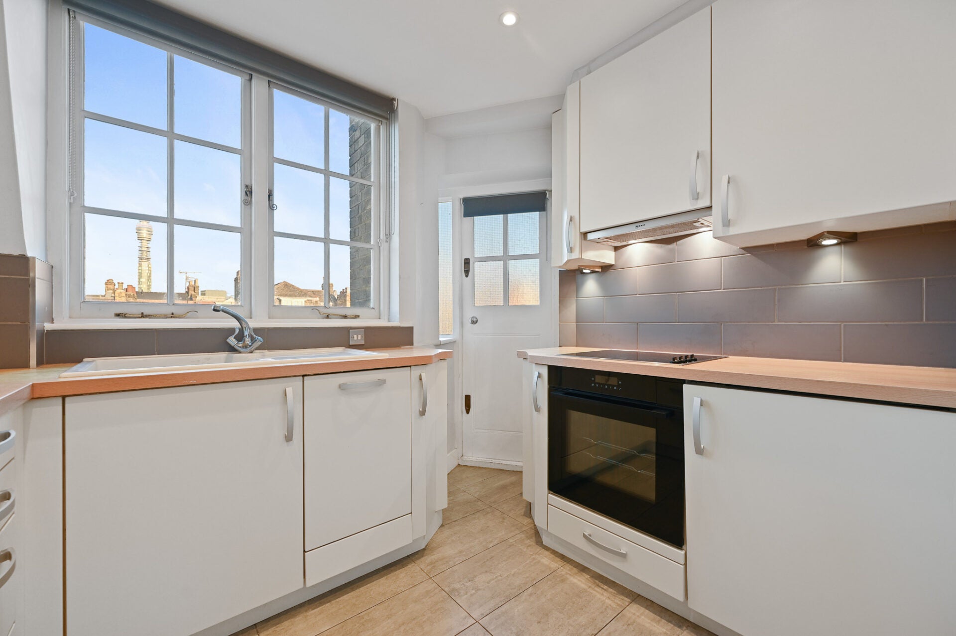 Flat Westmoreland Street in City of Westminster